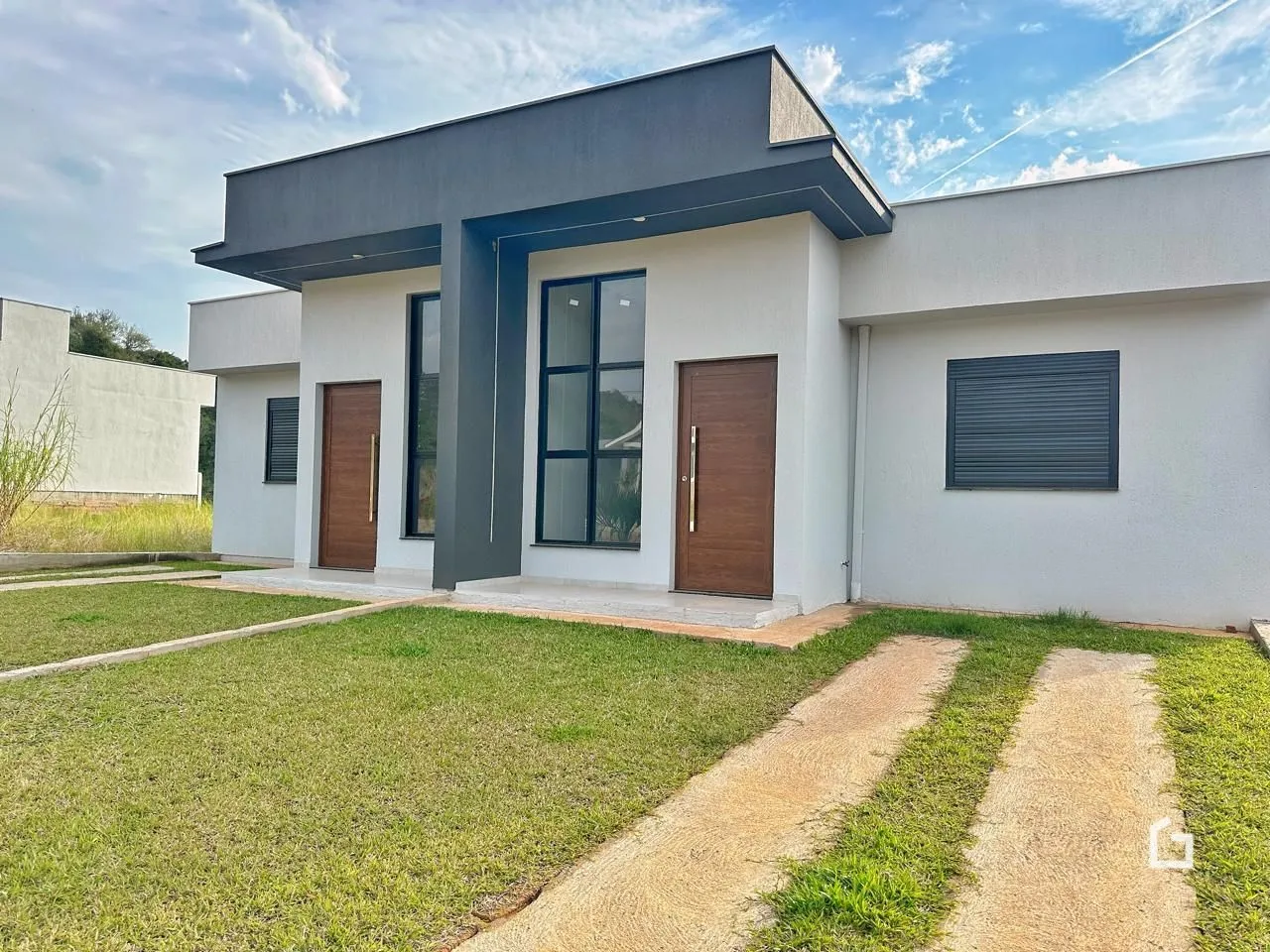 Casa geminada com 2 dormitórios, foto 1