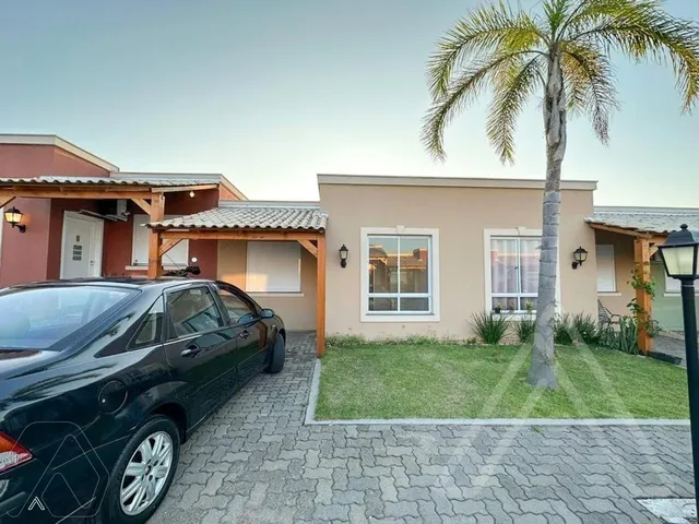 Casa geminada com 2 dormitórios