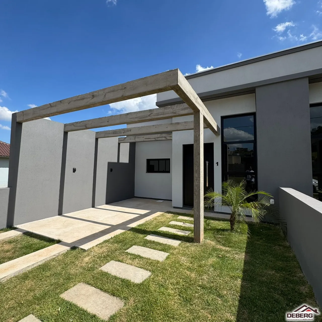 Casa geminada com 2 dormitórios, foto 1