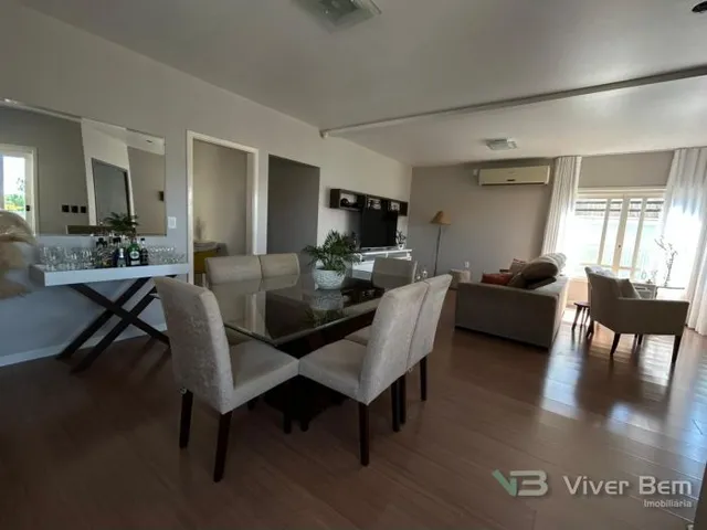 Casa com 3 dormitórios