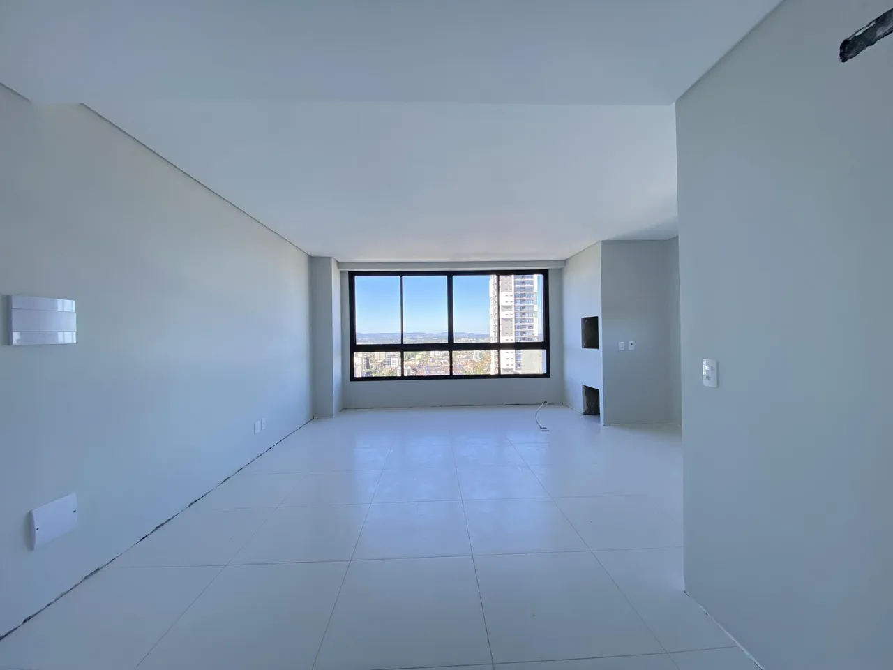 Apartamento com 2 dormitórios, foto 1