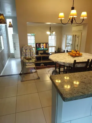 Casa com 3 dormitórios, foto 2