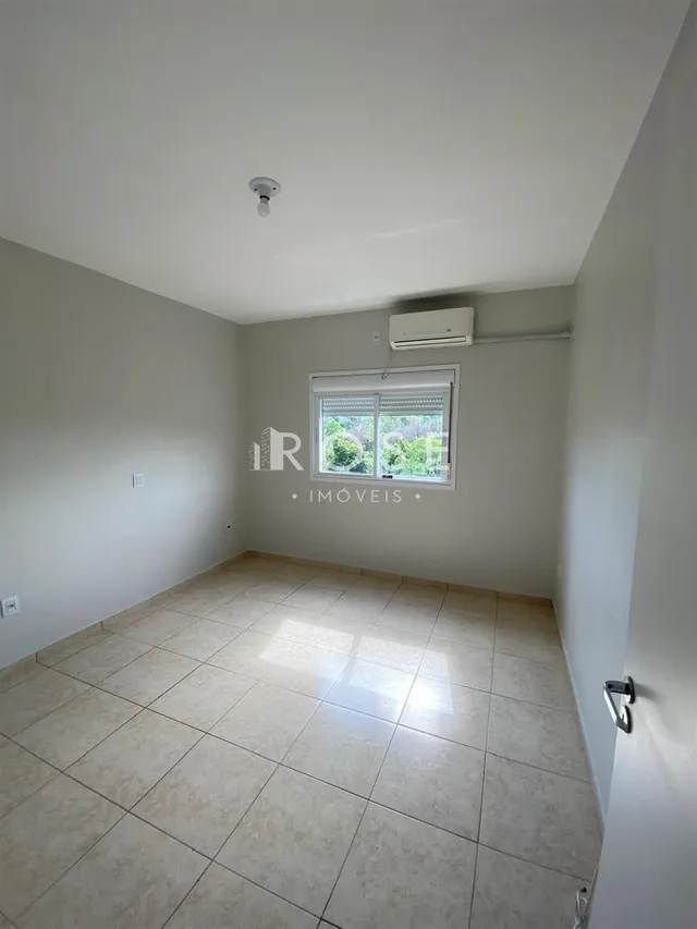 Apartamento com 2 dormitórios, foto 2