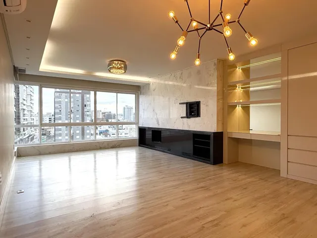 Apartamento com 3 dormitórios, foto 2