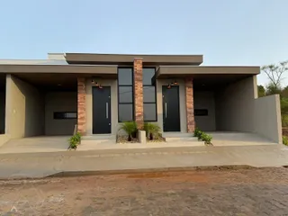 Casa geminada com 2 dormitórios, foto 1