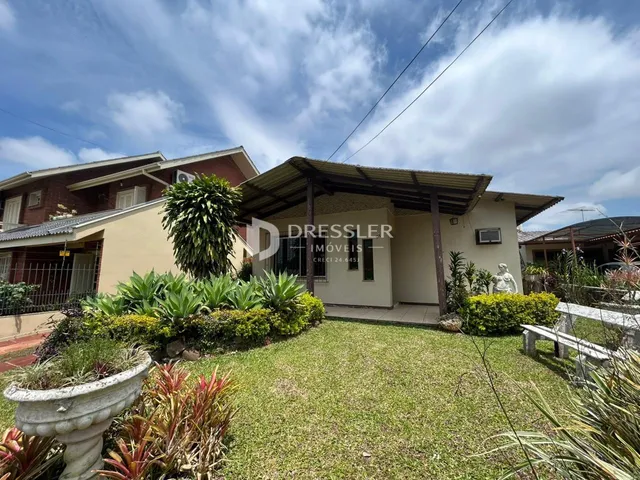 Casa com 3 dormitórios