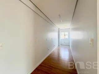 Apartamento com 2 dormitórios, foto 2