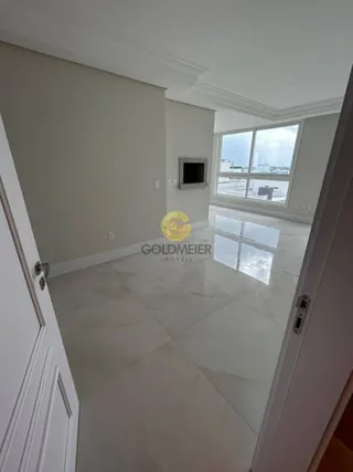 Apartamento com 3 dormitórios, foto 4
