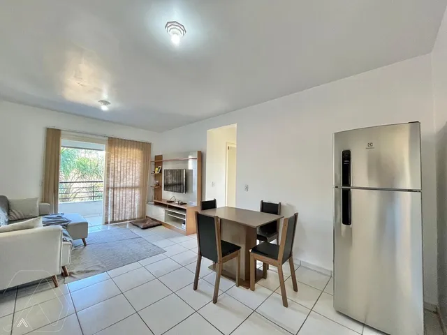 Apartamento com 2 dormitórios, foto 2