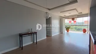 Apartamento com 3 dormitórios, foto 2