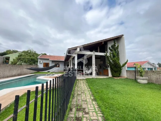 Casa com 2 dormitórios