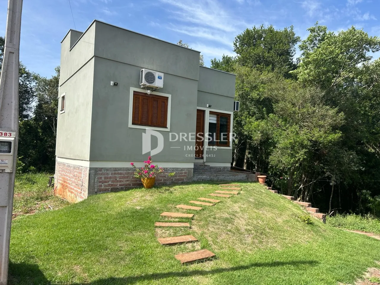 Casa com 2 dormitórios, foto 1