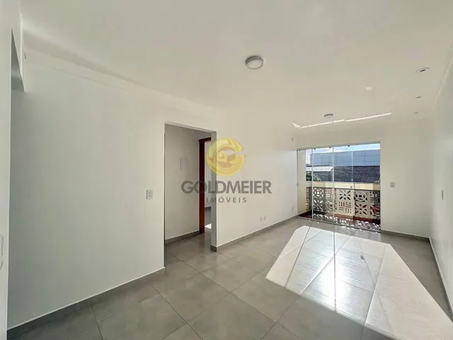Apartamento com 2 dormitórios, foto 2