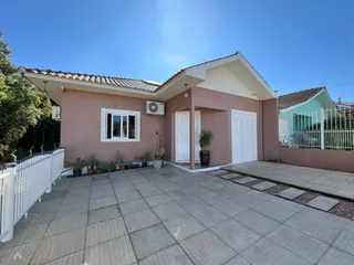 Casa com 2 dormitórios, foto 1
