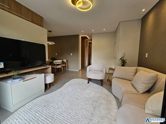 Apartamento com 3 dormitórios, foto 2