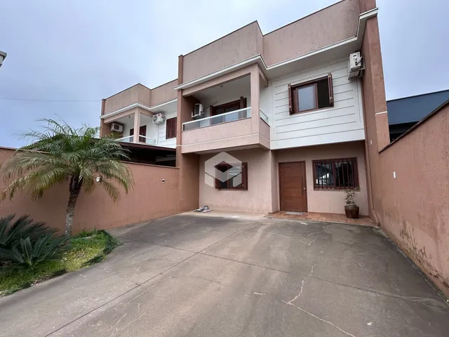 Sobrado com 3 dormitórios
