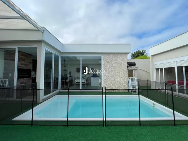 Casa com 4 dormitórios, foto 3