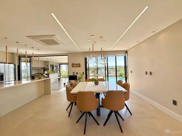 Casa com 4 dormitórios, foto 5