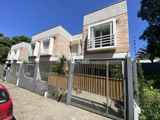 Sobrado com 3 dormitórios