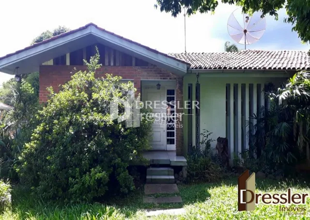 Casa com 3 dormitórios