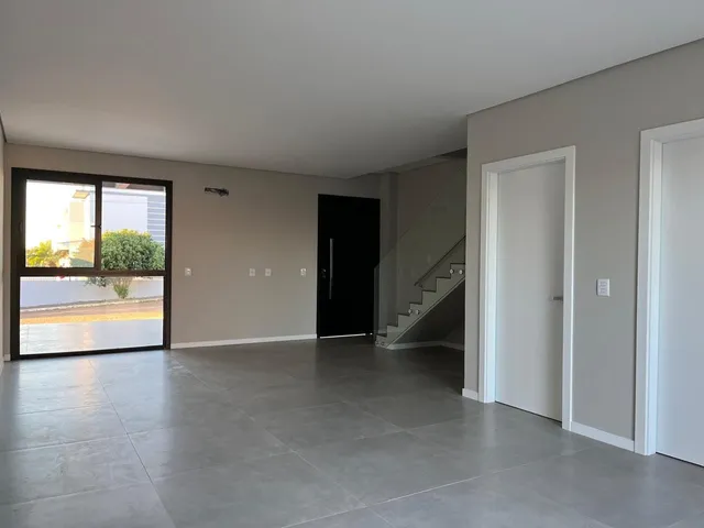 Sobrado com 3 dormitórios