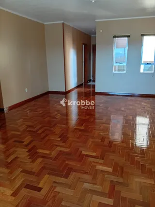 Apartamento com 3 dormitórios, foto 2
