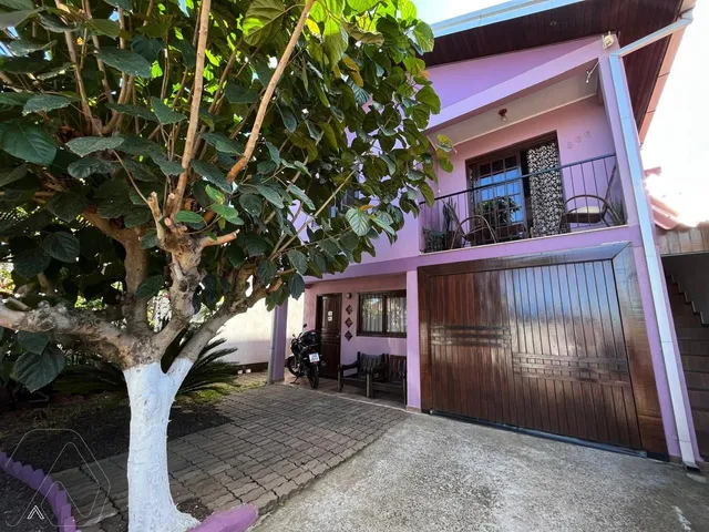 Casa com 3 dormitórios