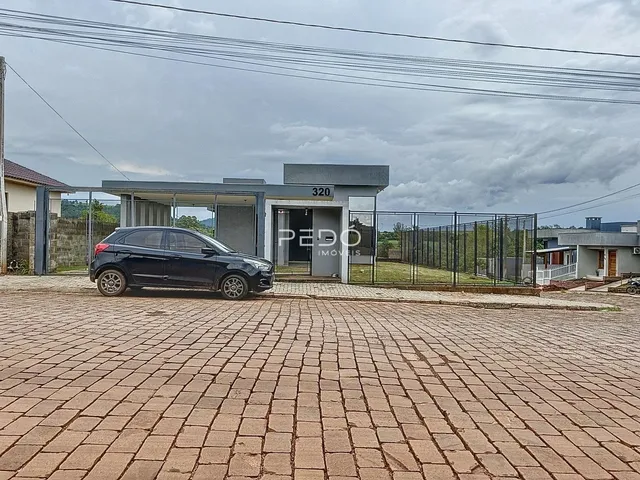 Vista da fachada de uma residência em Lajeado, Brasil.