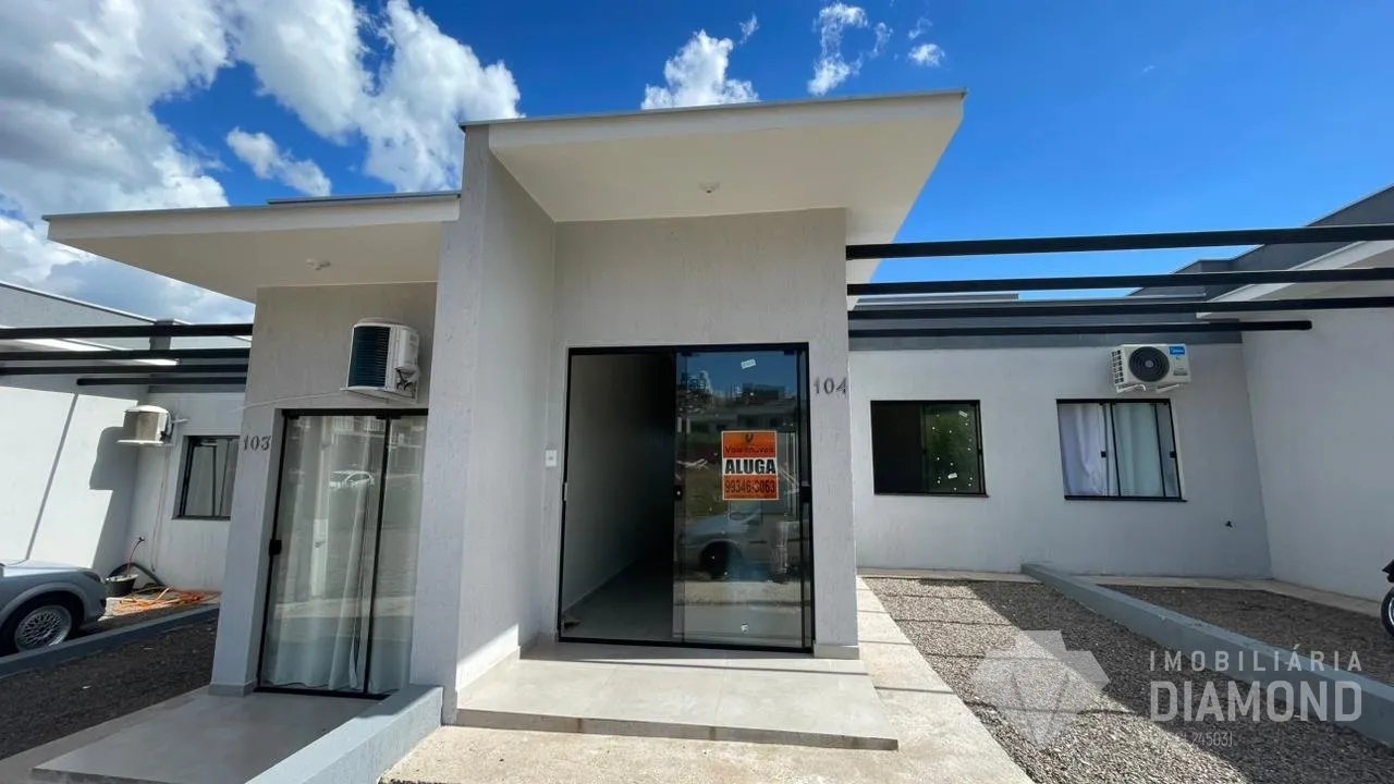 Casa geminada com 2 dormitórios, foto 1