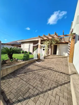 Casa com 3 dormitórios, foto 1