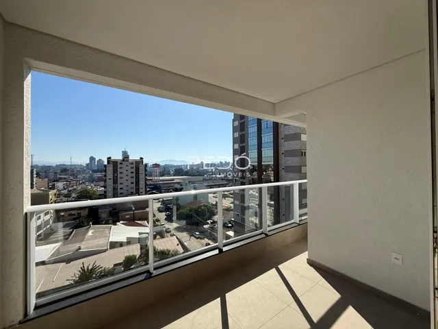 Vista panorâmica da cidade de Lajeado vista de uma varanda.