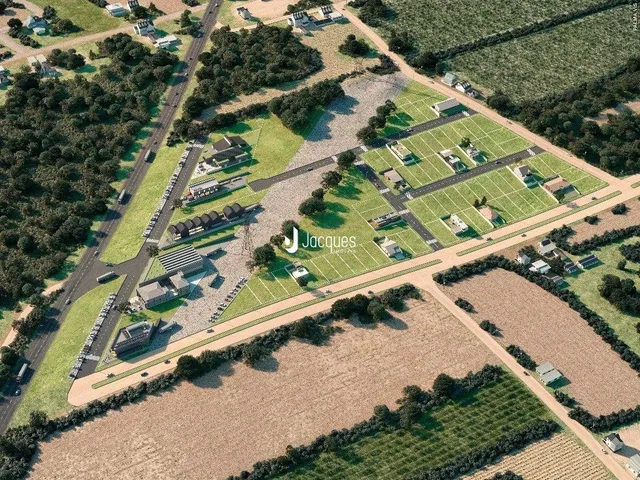 Vista aérea de um loteamento rural com diversas propriedades no Brasil.