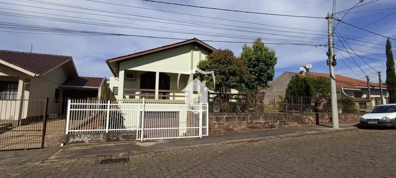 Casa com 3 dormitórios, foto 1