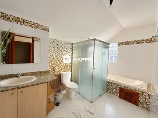Casa com 6 dormitórios, foto 19