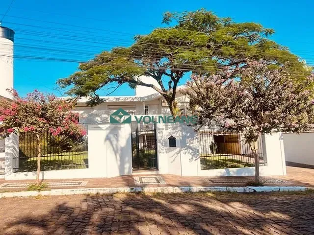 Casa com 3 dormitórios