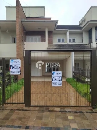 Sobrado com 3 dormitórios