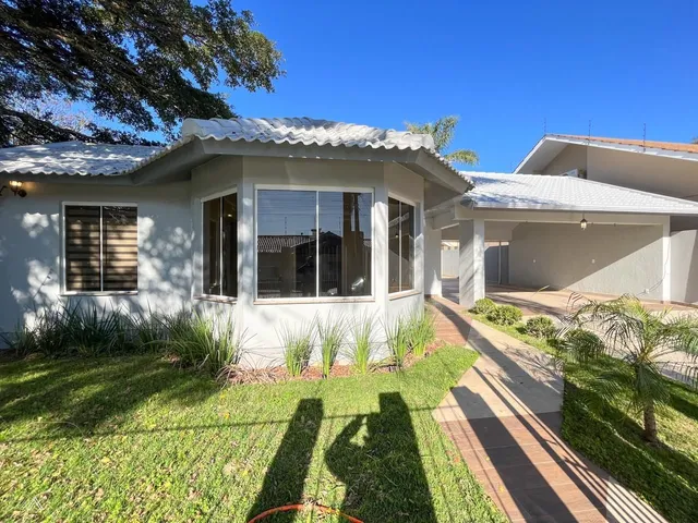 Casa com 3 dormitórios