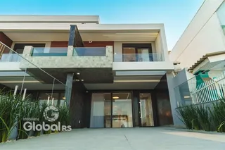 Fachada moderna de um imóvel residencial em Lajeado, Brasil.