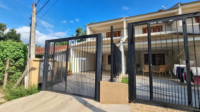 Sobrado com 3 dormitórios