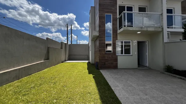 Sobrado com 2 dormitórios