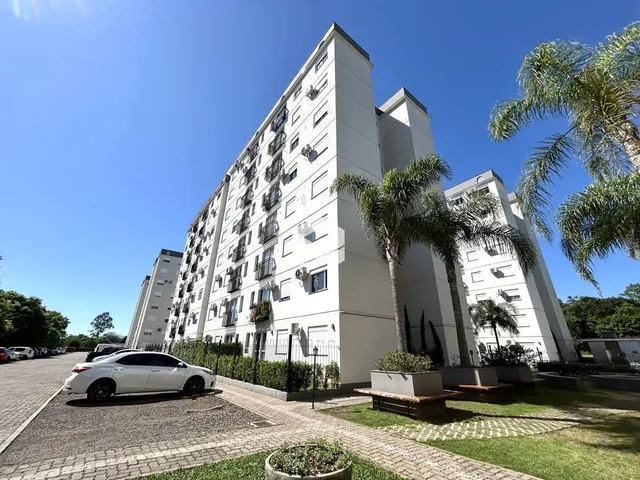 Fachada de um grande edifício residencial em Lajeado, Brasil.