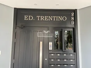 Apartamento com 3 dormitórios, foto 2