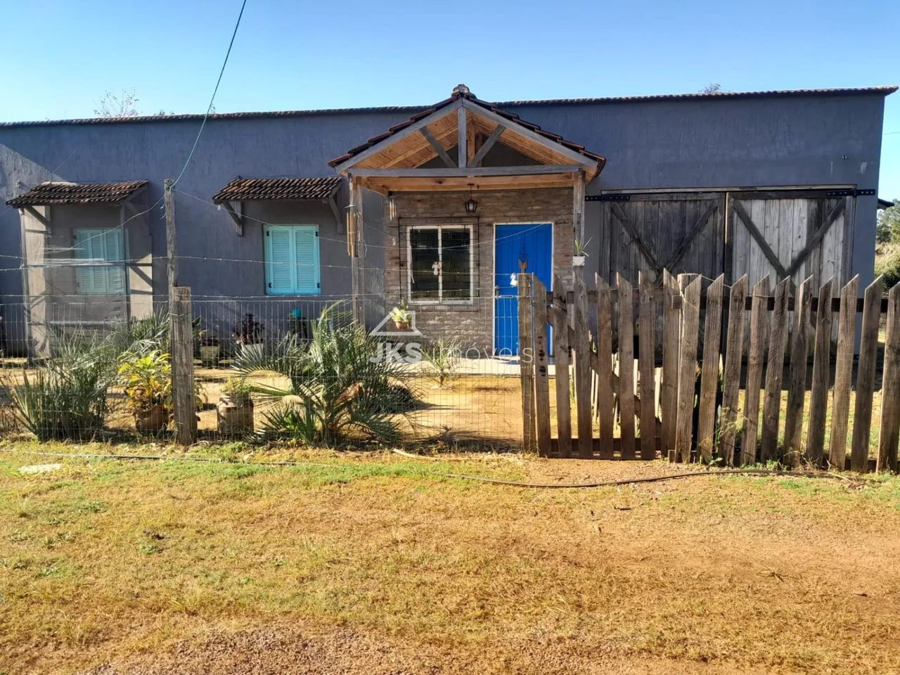 Casa com 3 dormitórios, foto 1