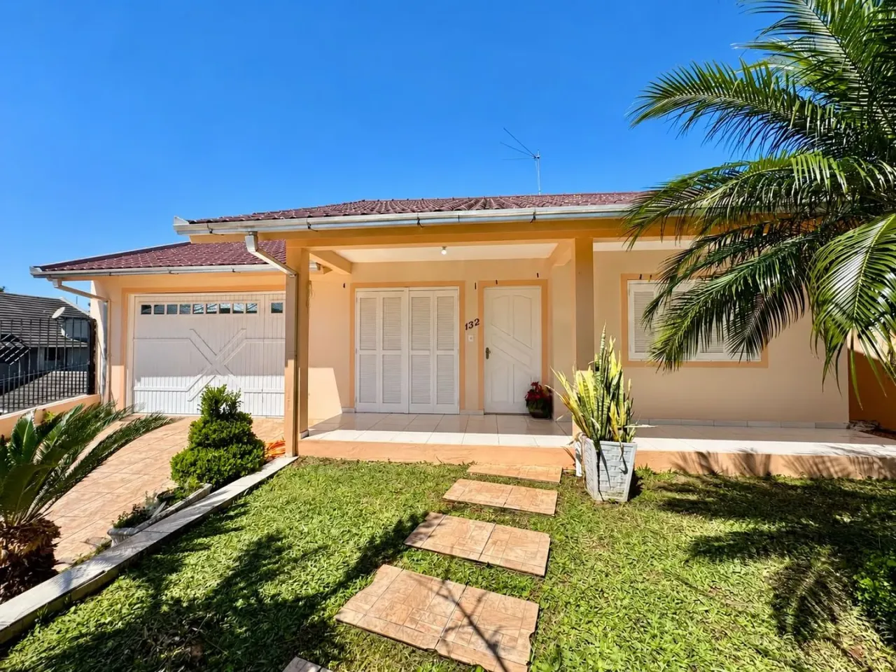 Casa com 2 dormitórios, foto 1