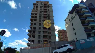 Apartamento com 3 dormitórios, foto 2