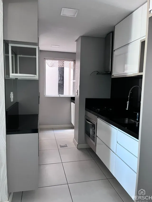 Apartamento com 3 dormitórios, foto 2