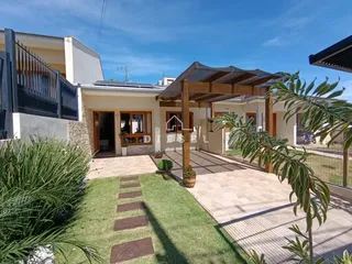 Casa geminada com 2 dormitórios, foto 1