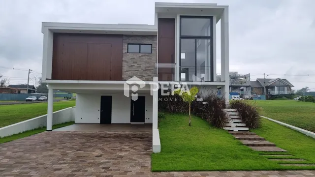 Casa com 3 dormitórios