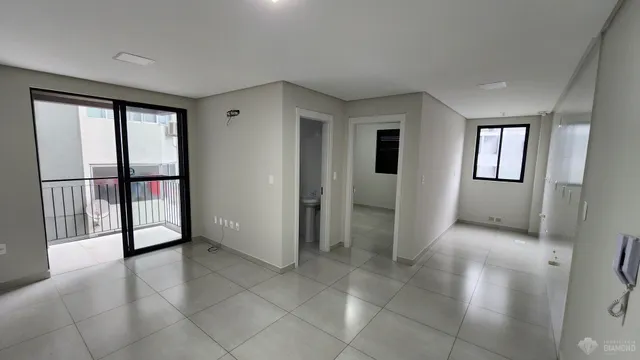Apartamento com 1 dormitório