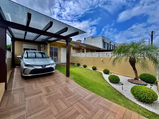 Casa geminada com 2 dormitórios